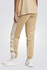 מכנסי טרנינג לנשים