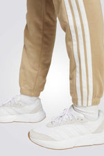 מכנסי טרנינג לנשים