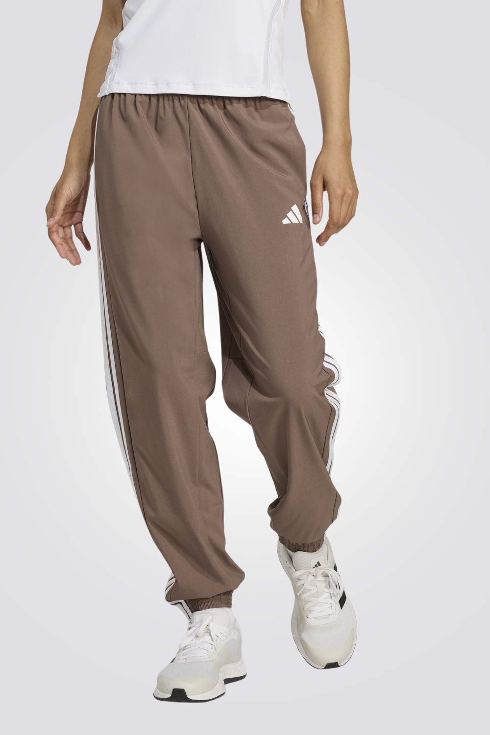 מכנסי ספורט לנשים