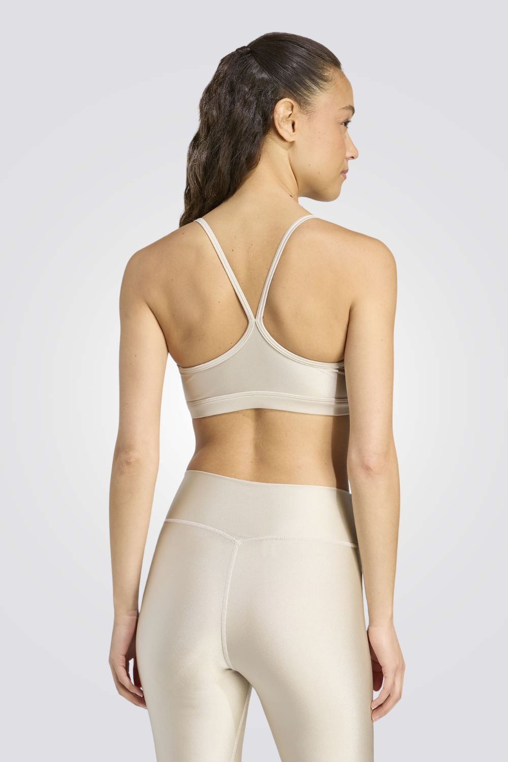 חזיית ספורט לנשים