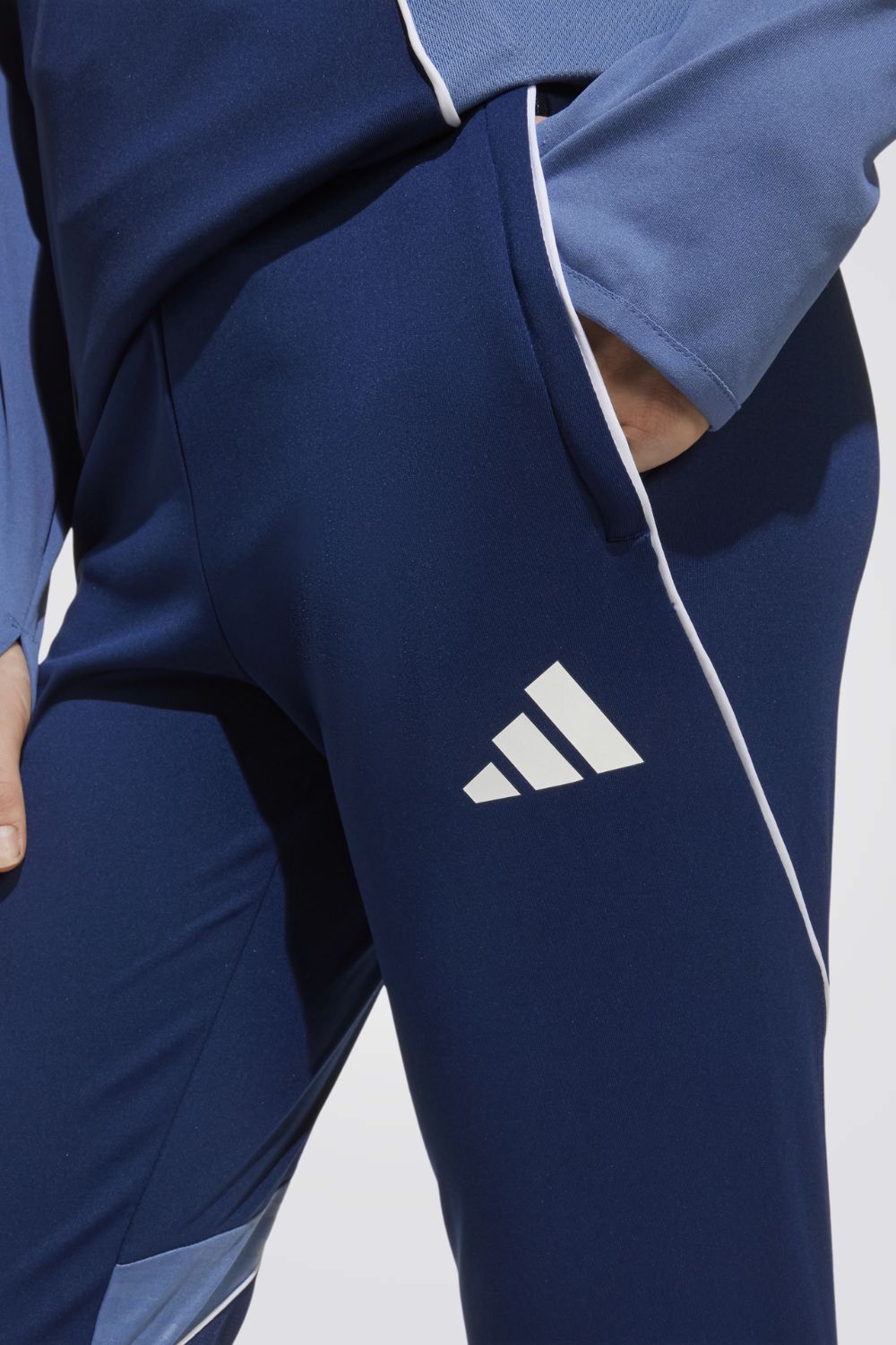 מכנסי אימון לילדות ולנערות