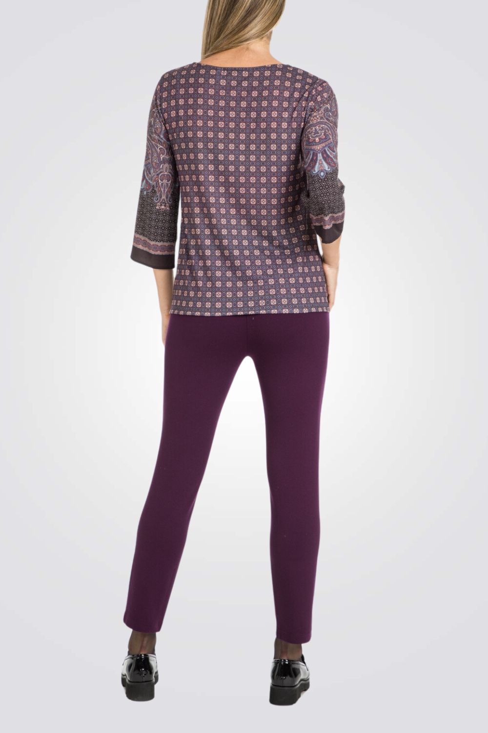 מכנסיים קרופ בסגנון טייץ בצבע סגול