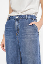 מכנס דנים רגל רחבה בצבע כחול