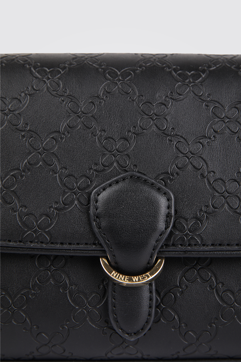 תיק צד בצבע שחור