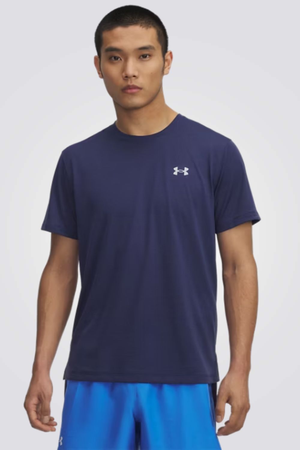 טישירט קצרה לגברים בצבע כחול נייבי