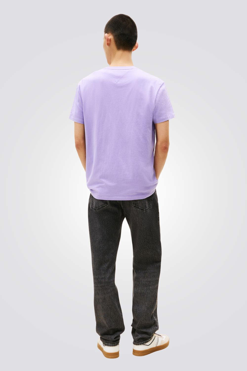 חולצת טישרט לגברים