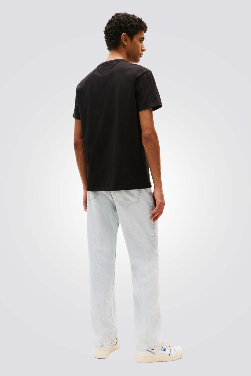 חולצת טישרט לגברים