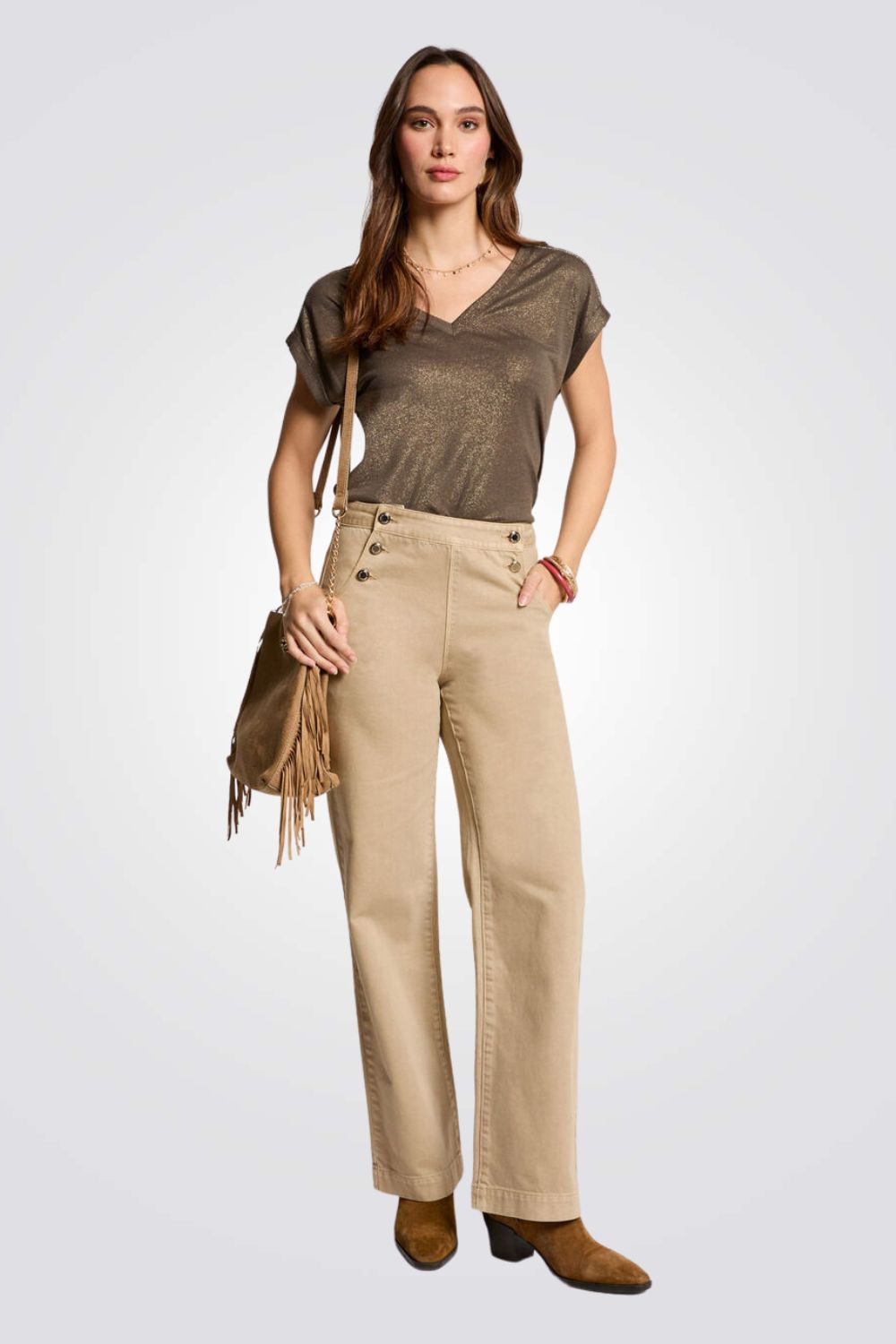 מכנס Wide Leg גזרה נמוכה בצבע בז'