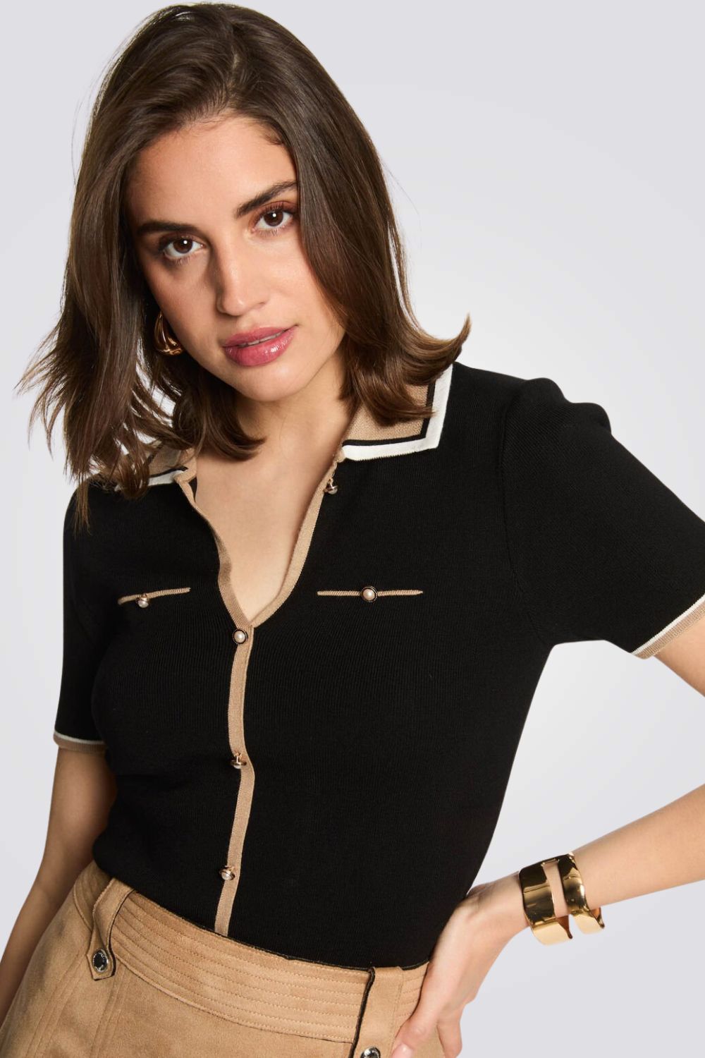 סוודר שרוולים קצרים עם כפתורים | מורגן 