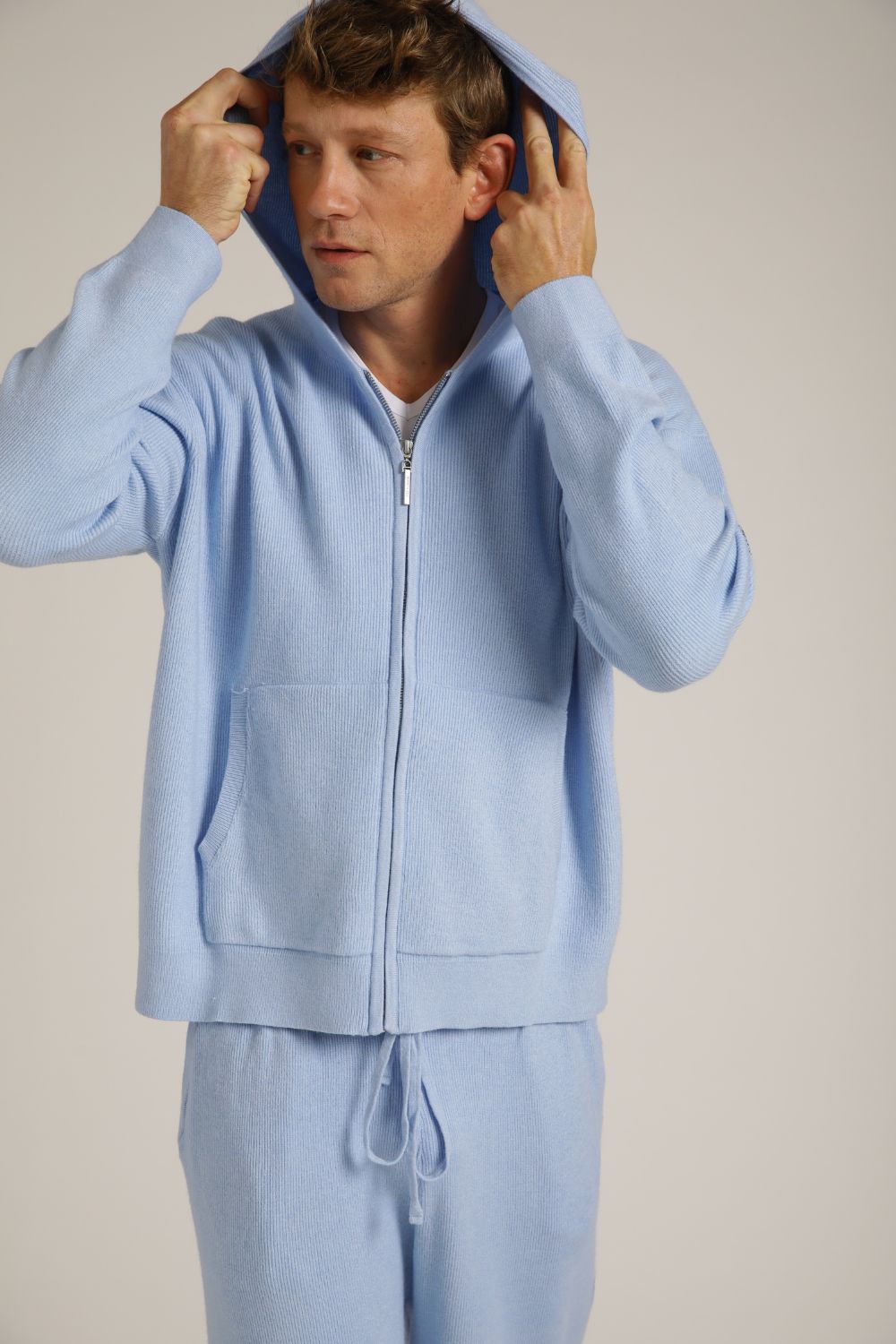 סריג מבד ריב עם קפוצ'ון | קנת קול