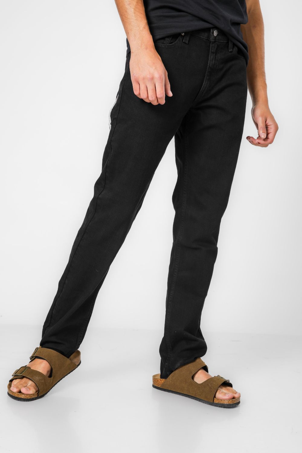 ג'ינס 511 SLIM בצבע שחור