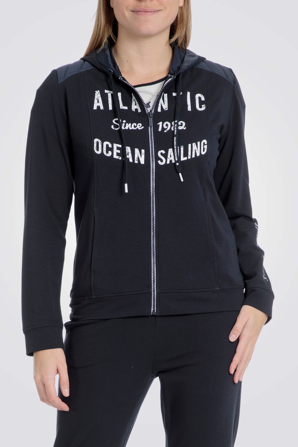 סווטשירט קפוצ'ון עם רוכסן בצבע נייבי