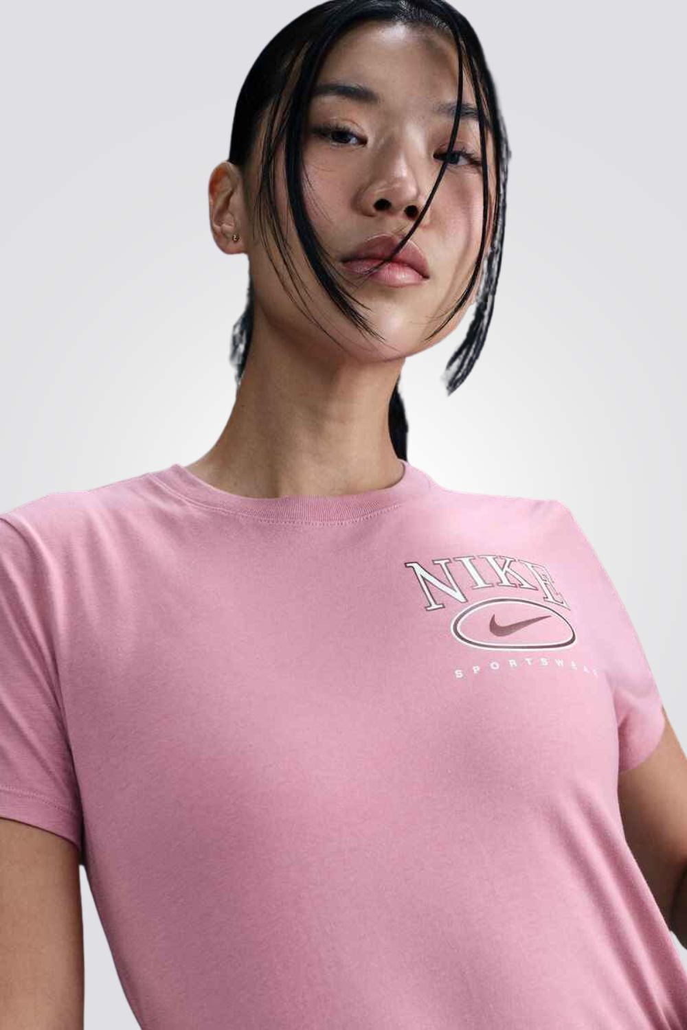 טי שירט NSW CLUB SS TEE לנשים