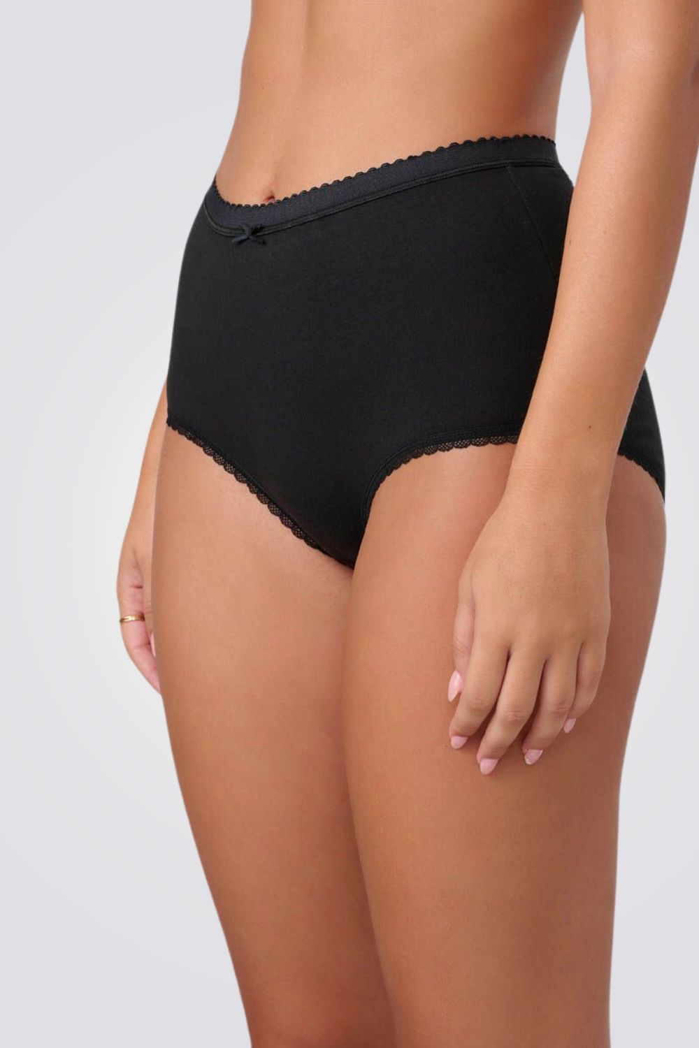 תחתוני מקסי בגזרה גבוהה | פמינה