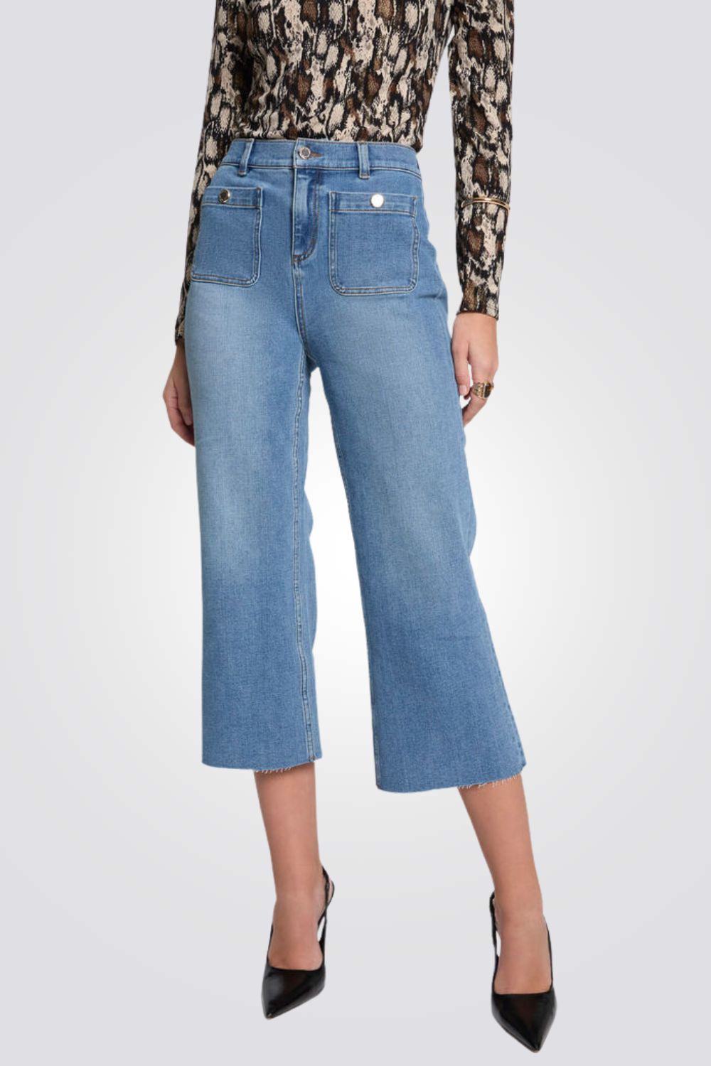 מכנסי ג'ינס רחבים לנשים