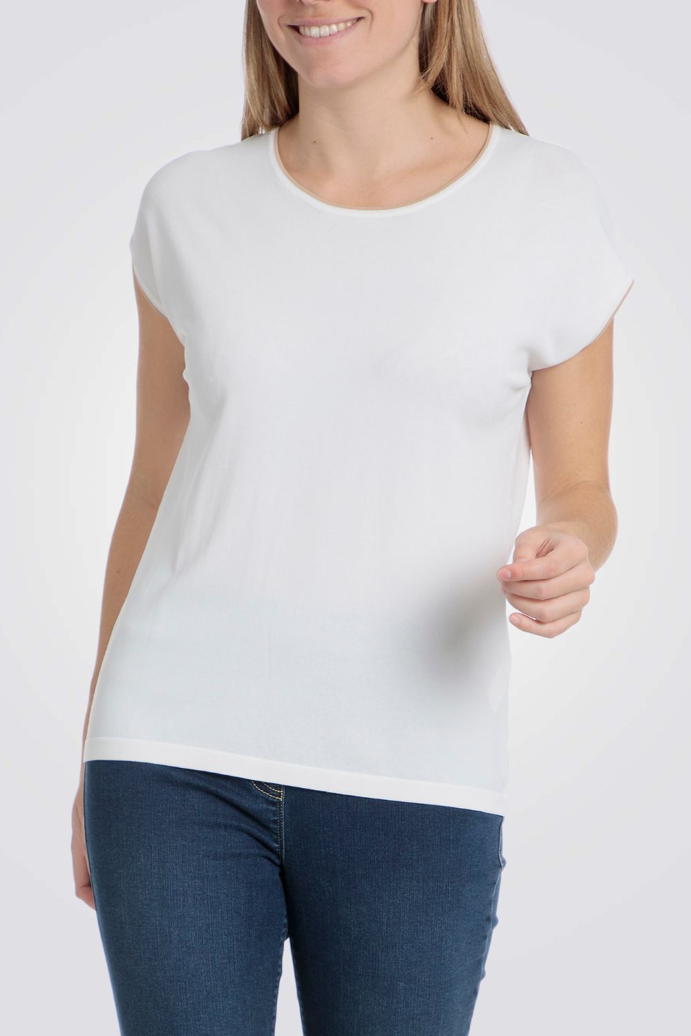 סריג דק שרוולים קצרים בצבע לבן