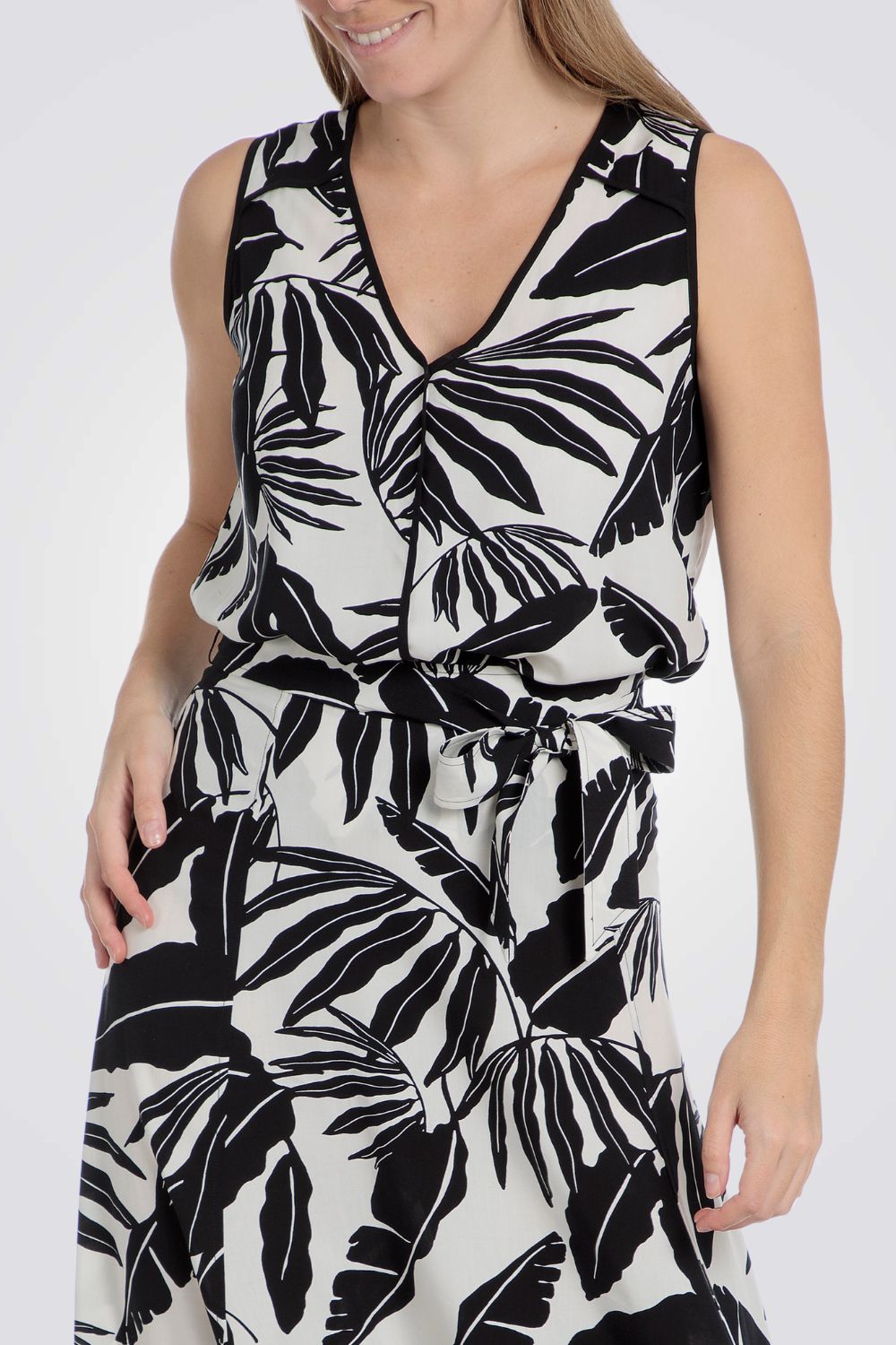 גופיה הדפס עלים בצבע שחור/לבן