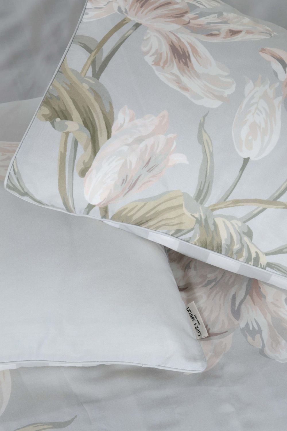 סט מצעים זוגי רחב דגם Gosford 180/200 ס"מ | לאורה אשלי 