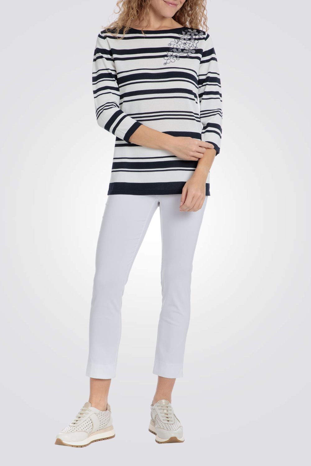 סריג שרוולי שלושת רבעי הדפס פסים בצבע לבן/נייבי