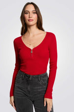 סוודר וי ריבס עם רוכסן מקדימה באדום