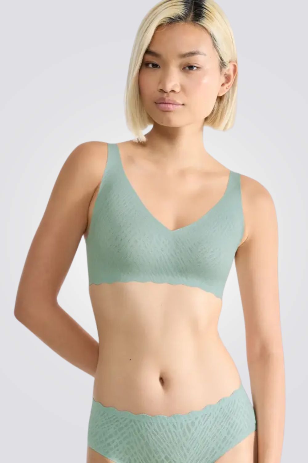 חזיית ברלט לנשים