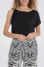 חולצת טישרט אלגנטית שחורה