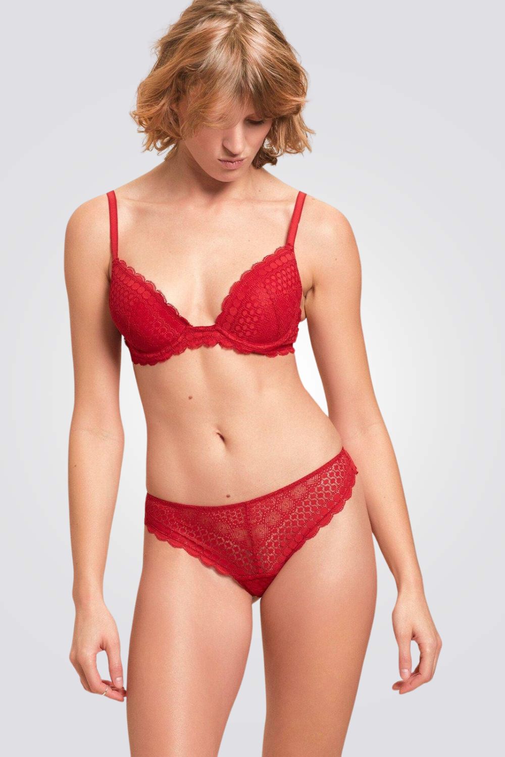 חזיית פוש אפ CHERIE CHERIE אדומה