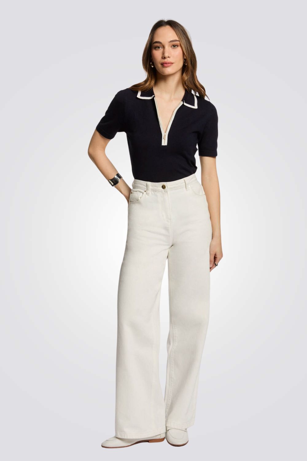 חולצת סריג קצרה לנשים עם צווארון פולו | מורגן 