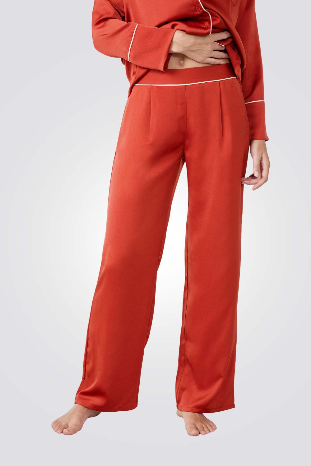 מכנסי פיג’מה סאטן ERIKE לנשים | איתם