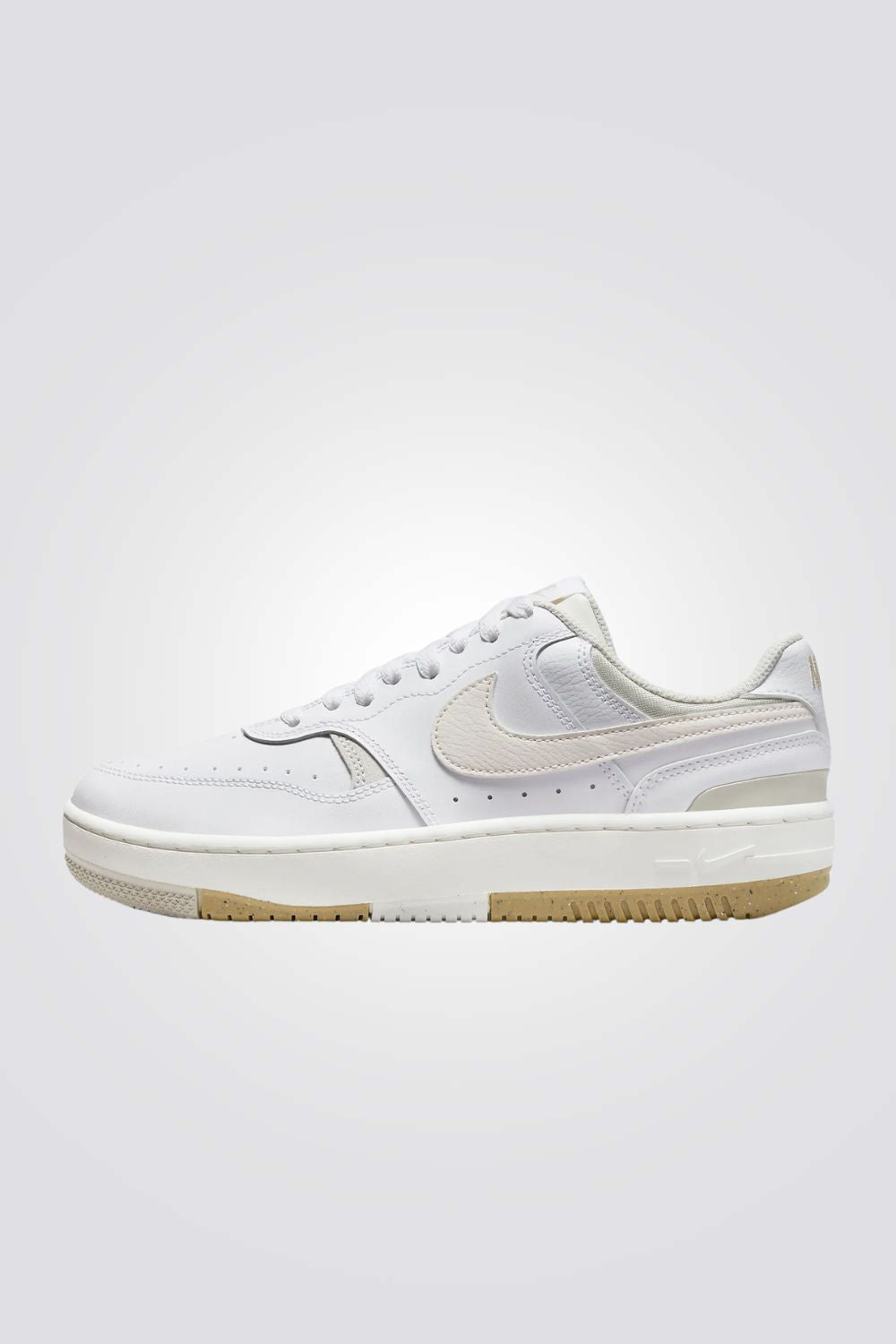 סניקרס Nike Gamma Force לנשים