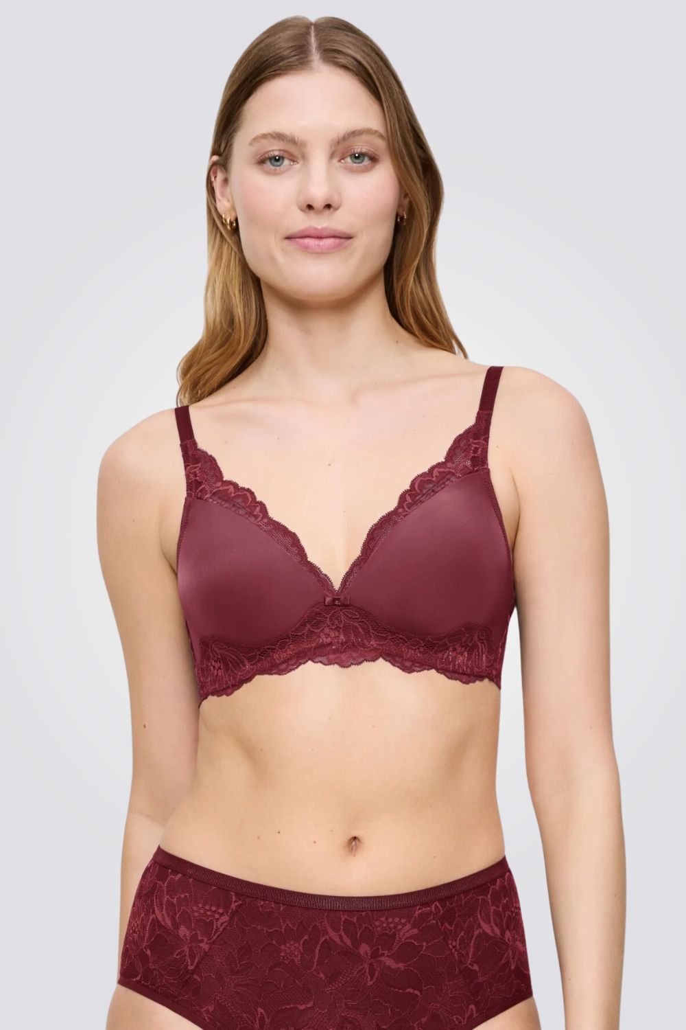 חזייה מרופדת ללא קשת | טריומף