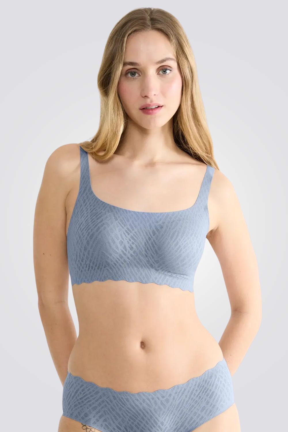 טופ תחרה אולטרה-נוח | סלוגי