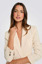 בלייזר לנשים בצבע קרם | מורגן 