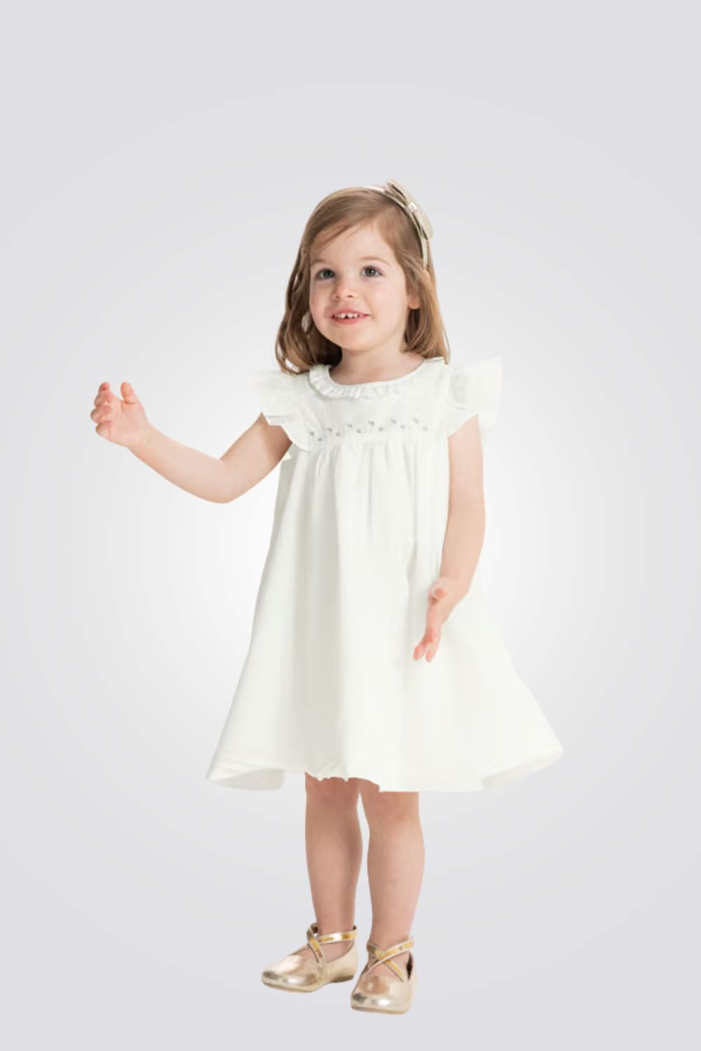 שמלה לתינוקות בצבע לבן