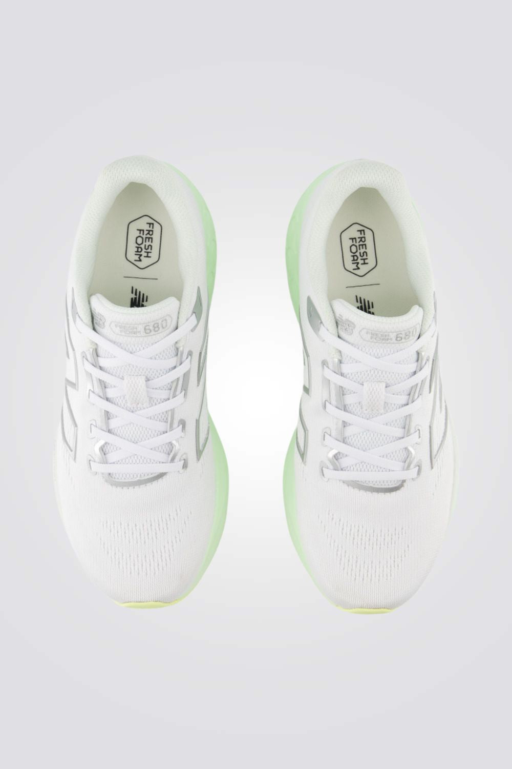 נעלי ריצה 680v8 לנשים