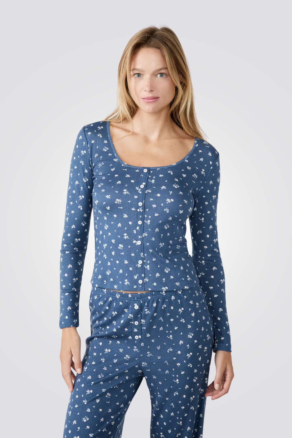 חולצת פיג'מה פרחונית BETHANY לנשים | איתם