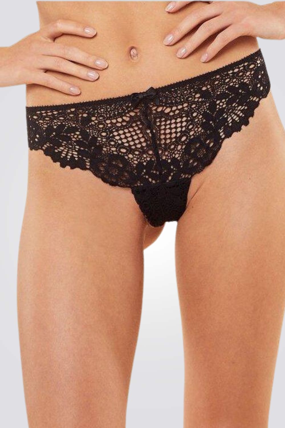 תחתוני תחרה טנגה SUCCESS שחור