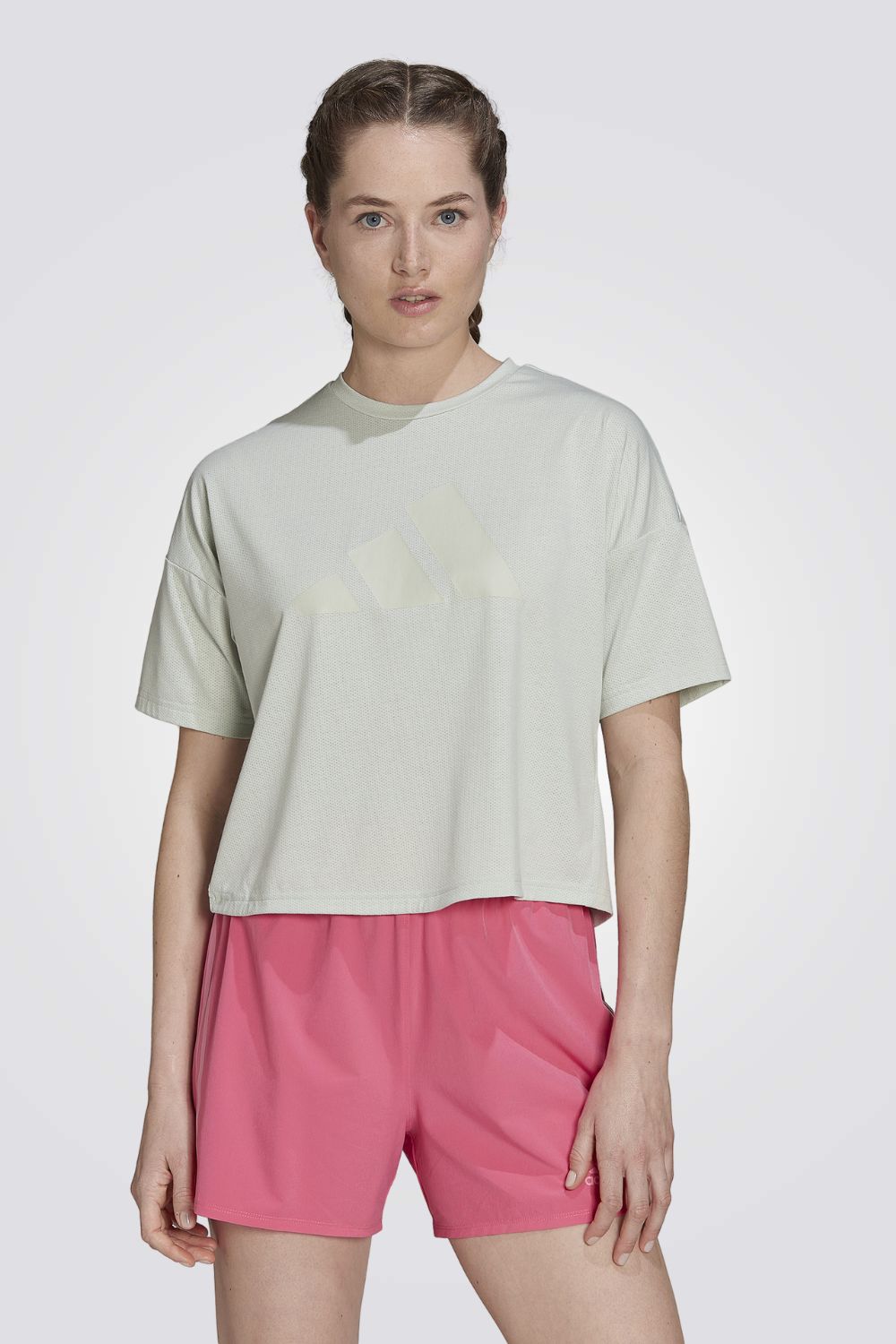 טישירט אימון קצרה לנשים