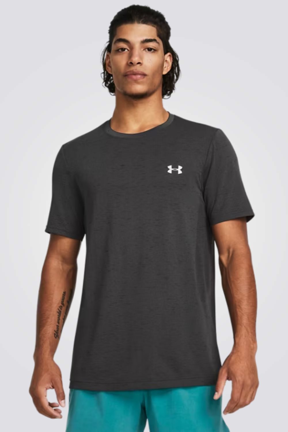 טישירט קצרה לגברים בצבע אפור