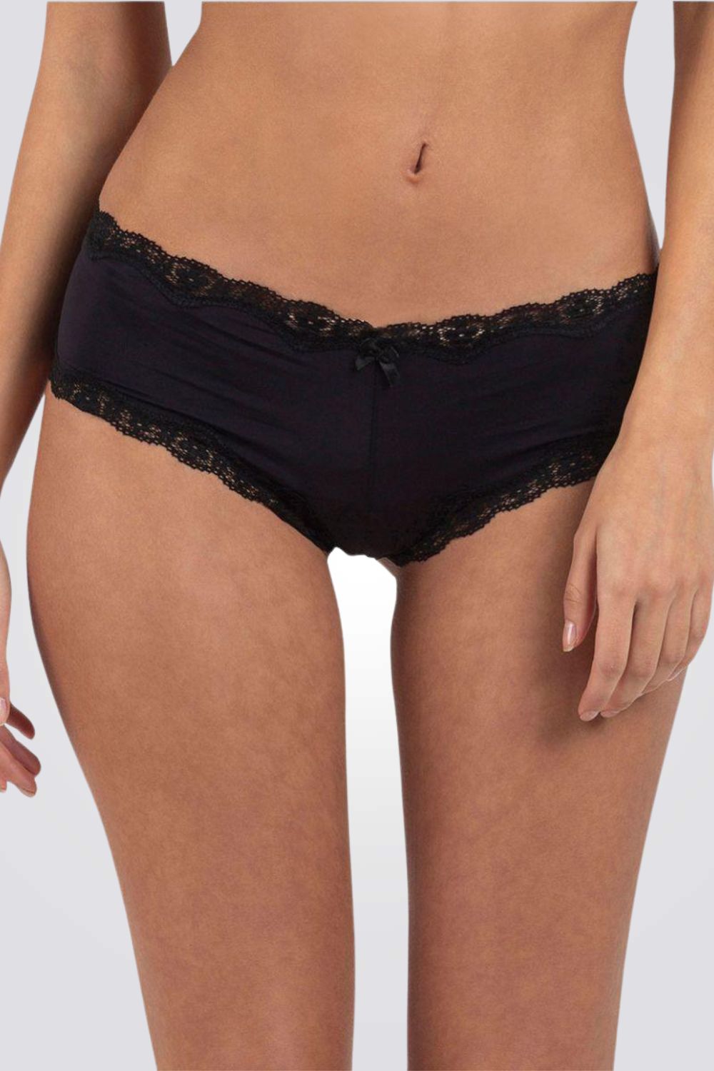 תחתון מיקרופיבר צ'יקי תחרה בצבע שחור