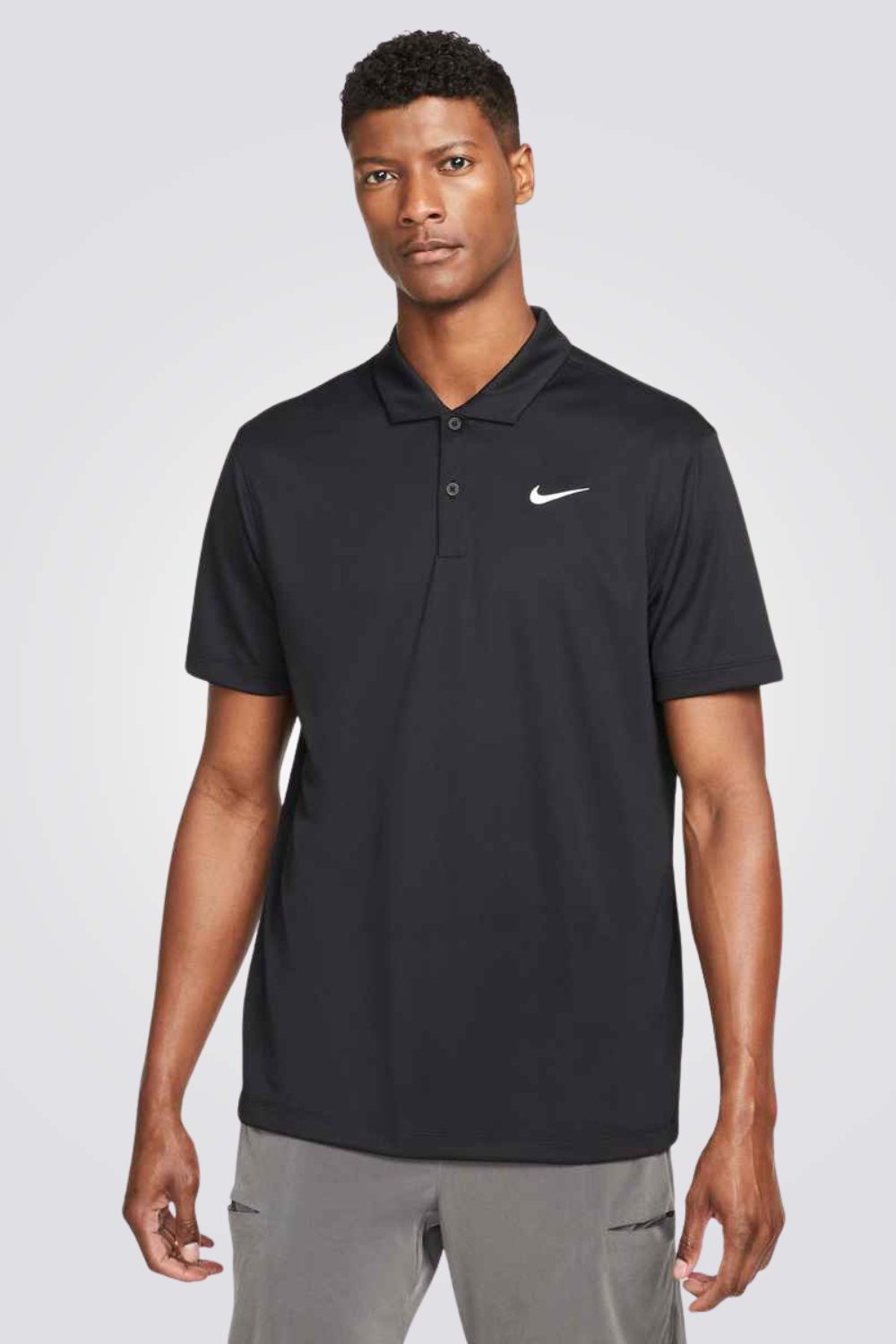 חולצת פולו בצבע שחור לגברים | נייקי