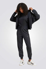 מכנסי טרנינג Z.N.E לנשים