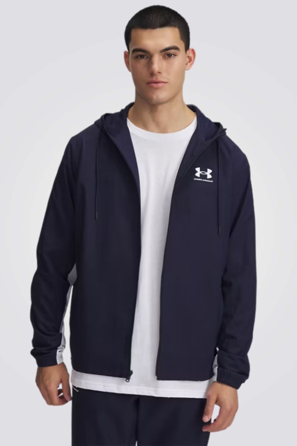 ג'קט עם קפוצ'ון לגברים בצבע נייבי