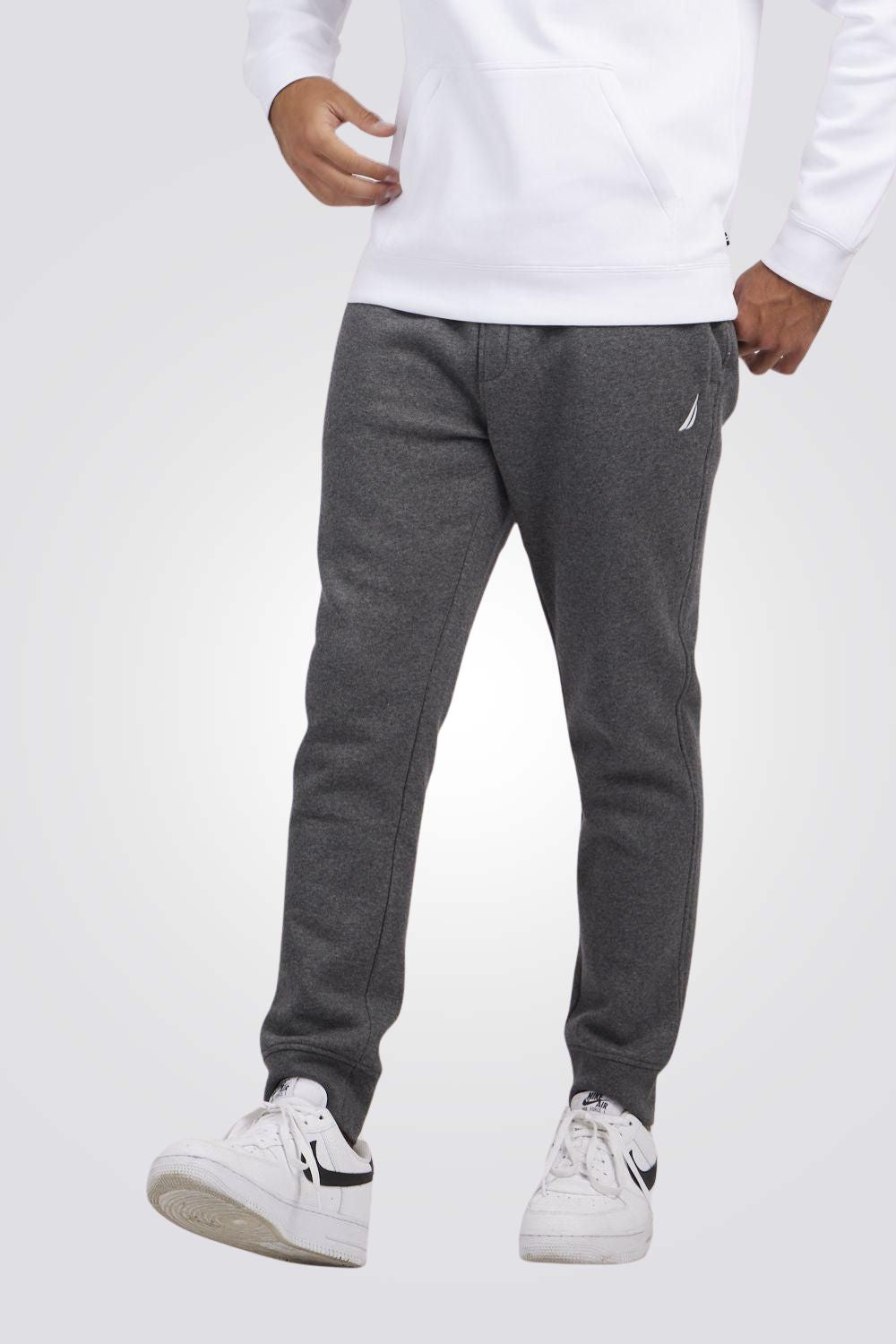 מכנסי טרנינג בצבע אפור כהה