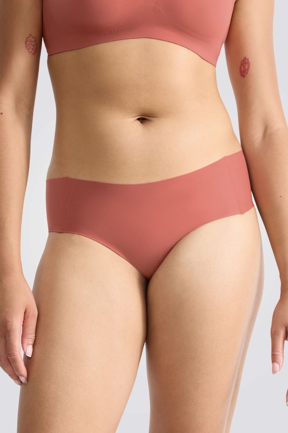 תחתוני היפסטר לנשים