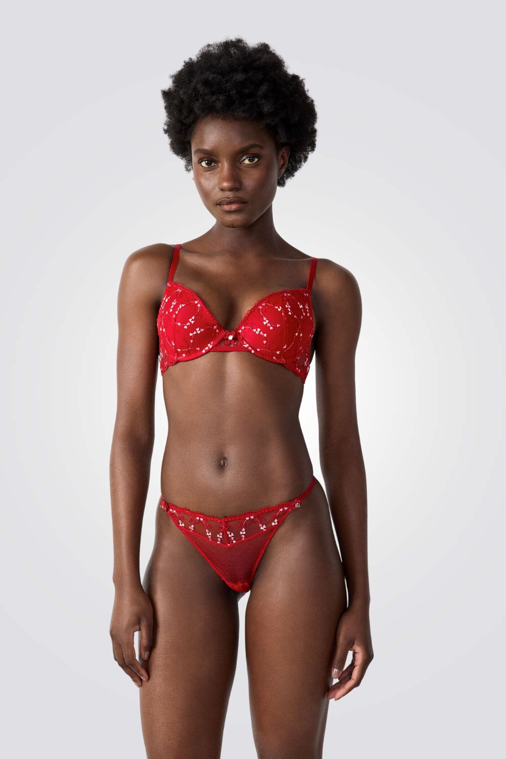 תחתון חוטיני CONQUETE לנשים