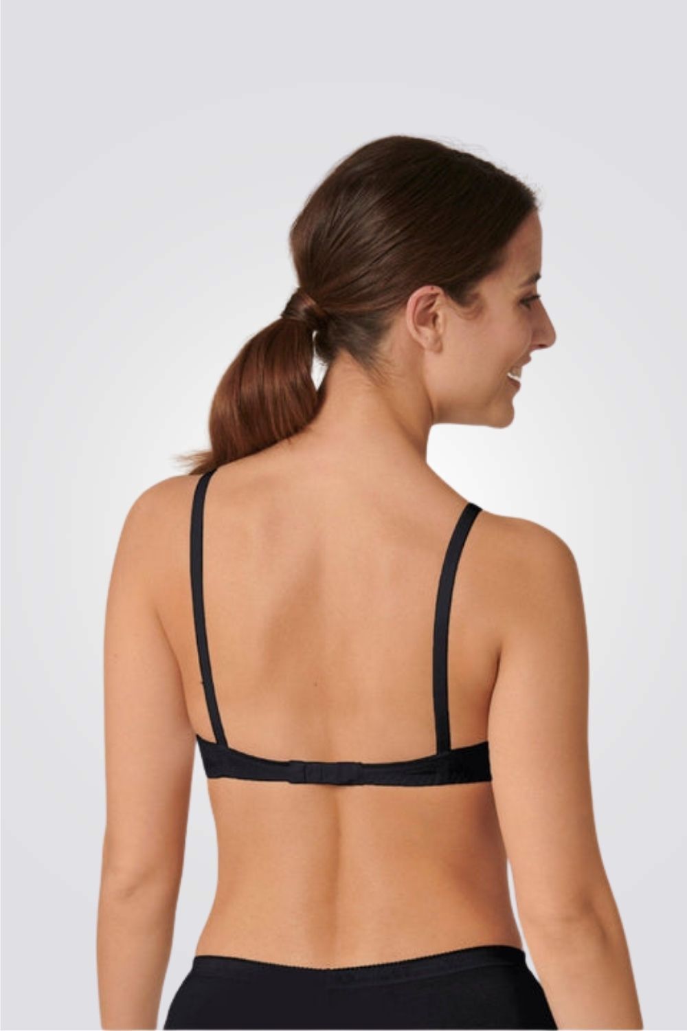 חזייה ללא עצם 24/7 Cotton N שחורה