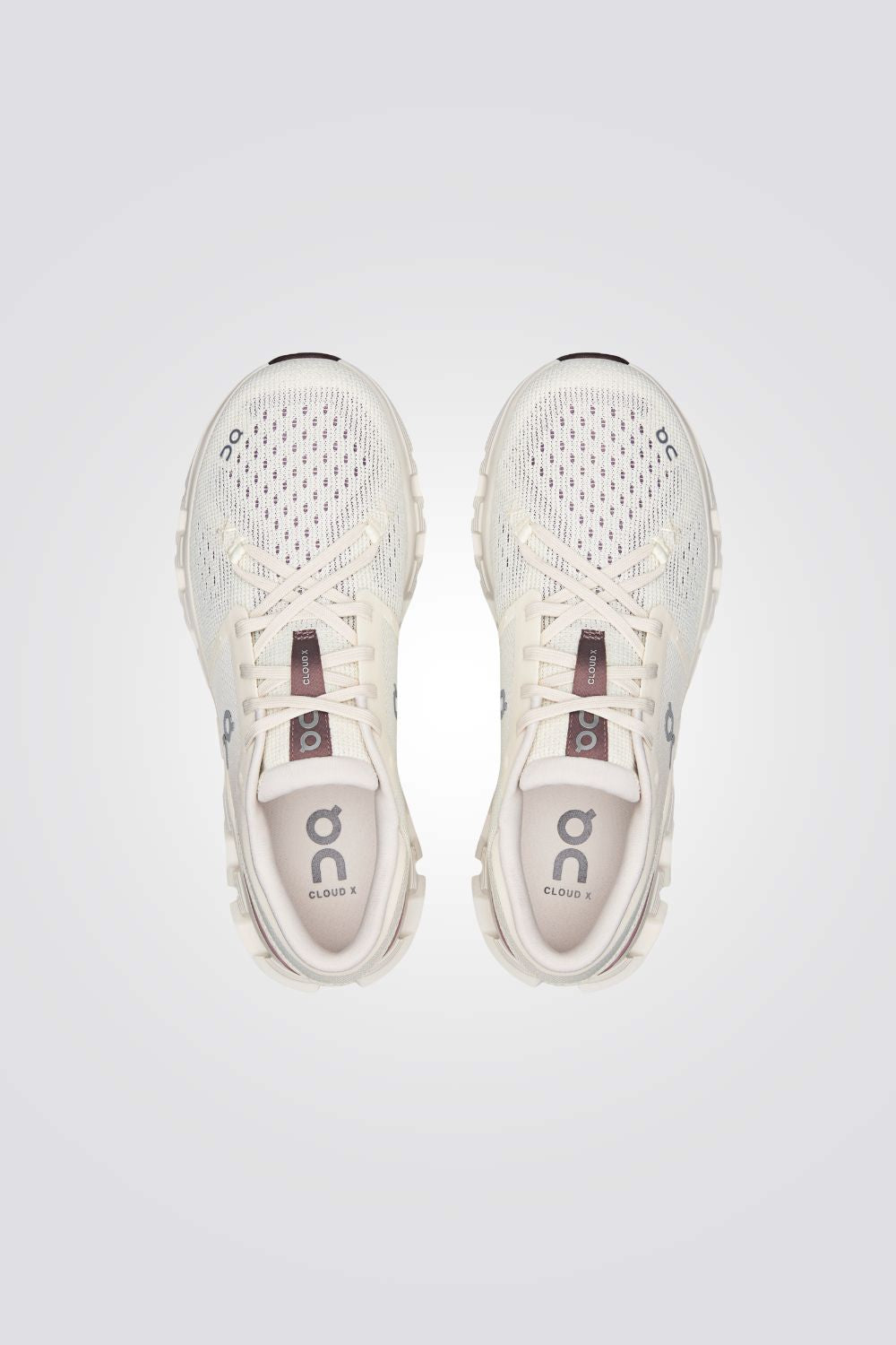 נעלי ספורט Cloud X 4 לנשים | און