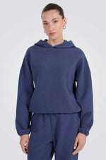 סווטשירט בטקסטורת וואפל ומכפלת מתכווננת לנשים| 4F