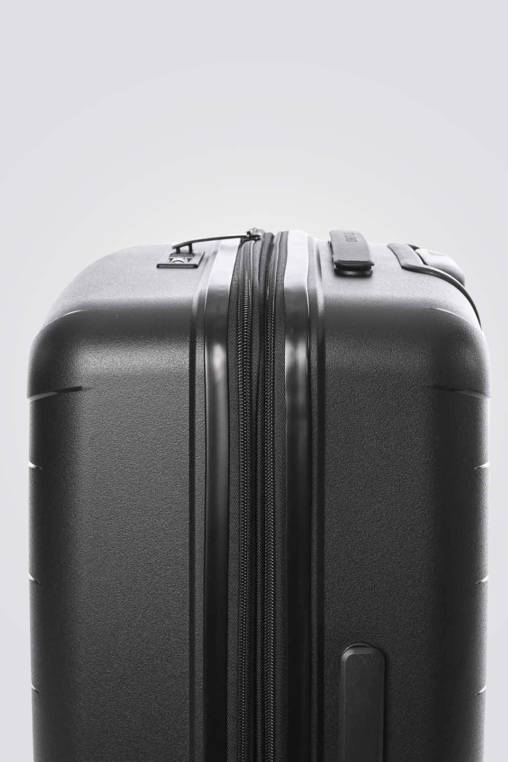 טרולי עלייה למטוס בגודל 20'' אינץ' | קנת קול